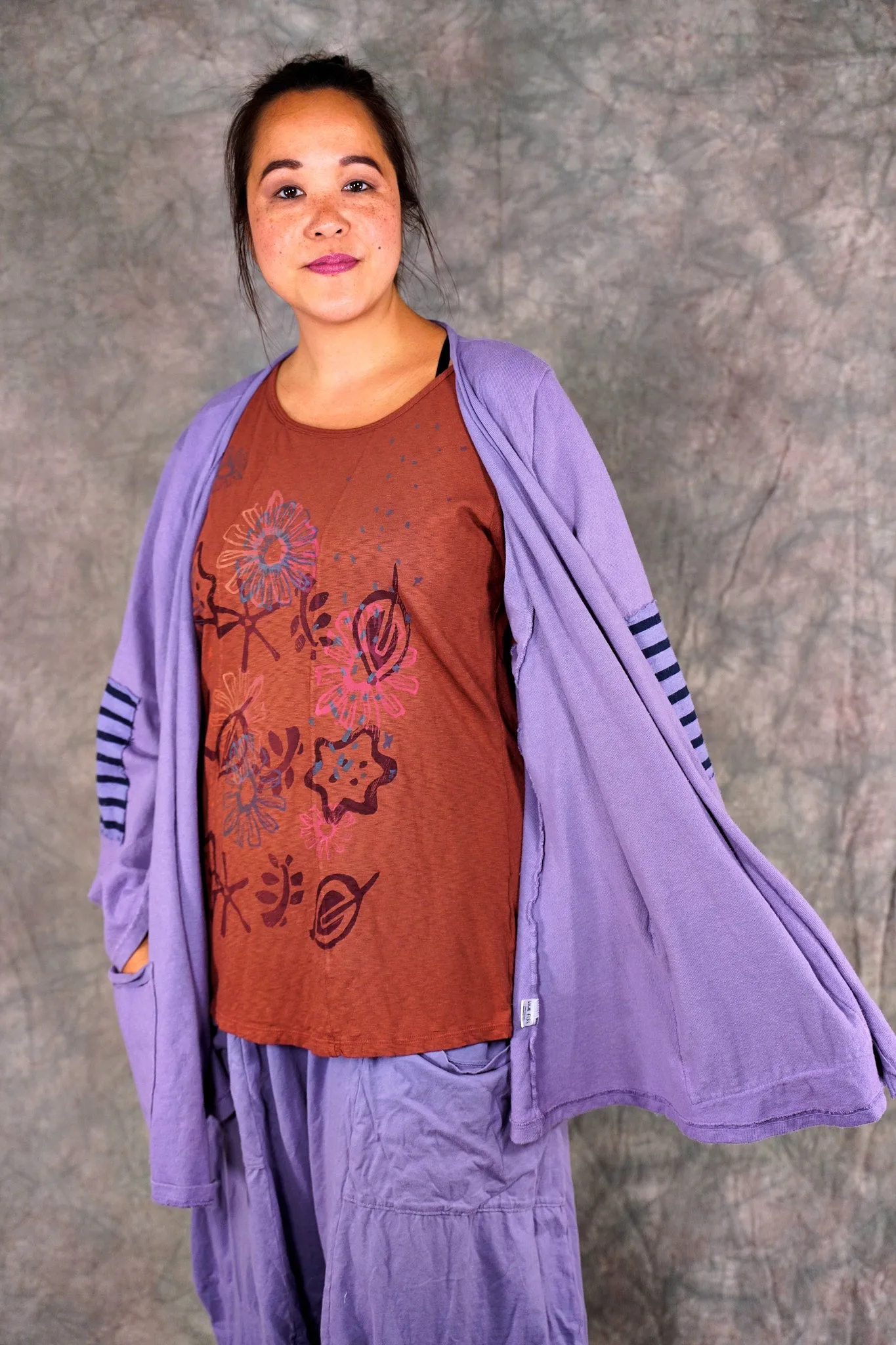 1207-2 New Hope Tee Henna-P