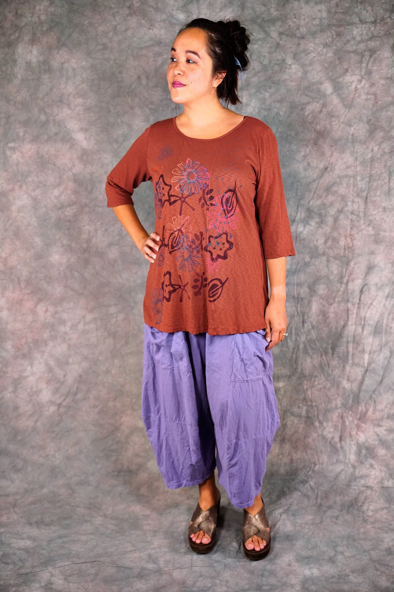 1207-2 New Hope Tee Henna-P