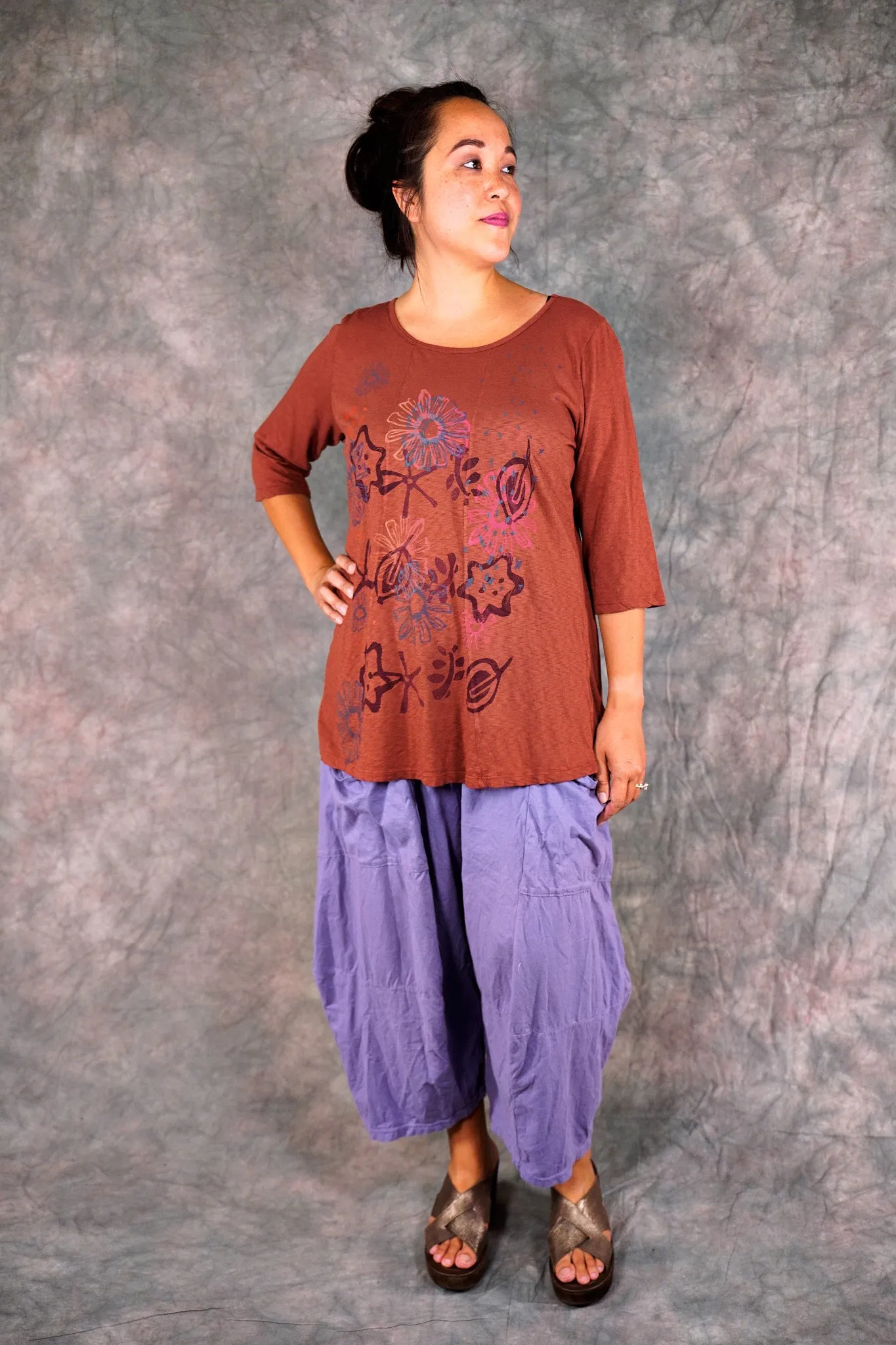 1207-2 New Hope Tee Henna-P