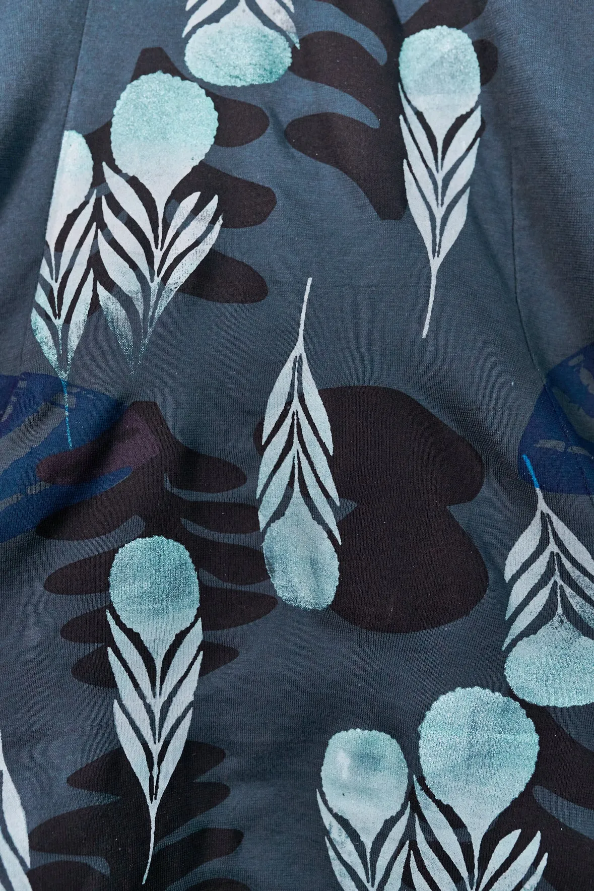 1207 Sunny Day Top-Cosmic Navy-P