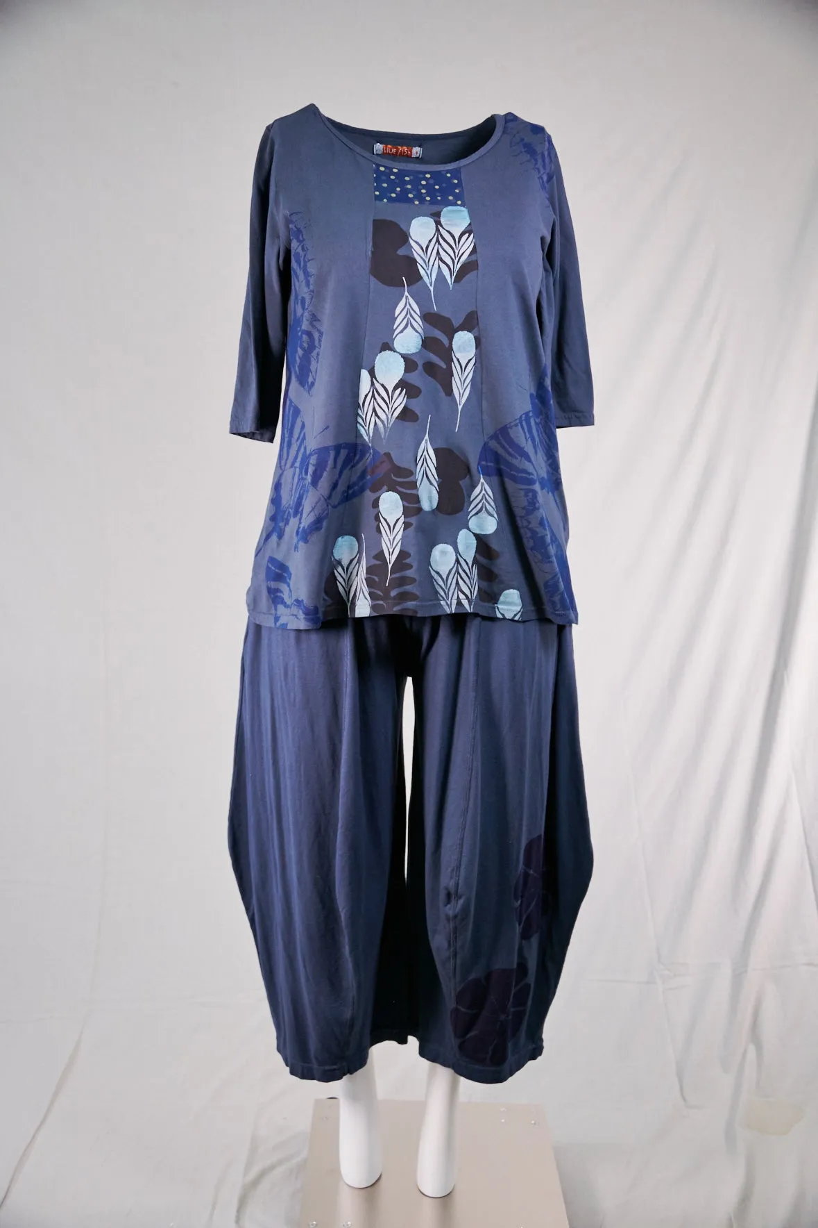 1207 Sunny Day Top-Cosmic Navy-P
