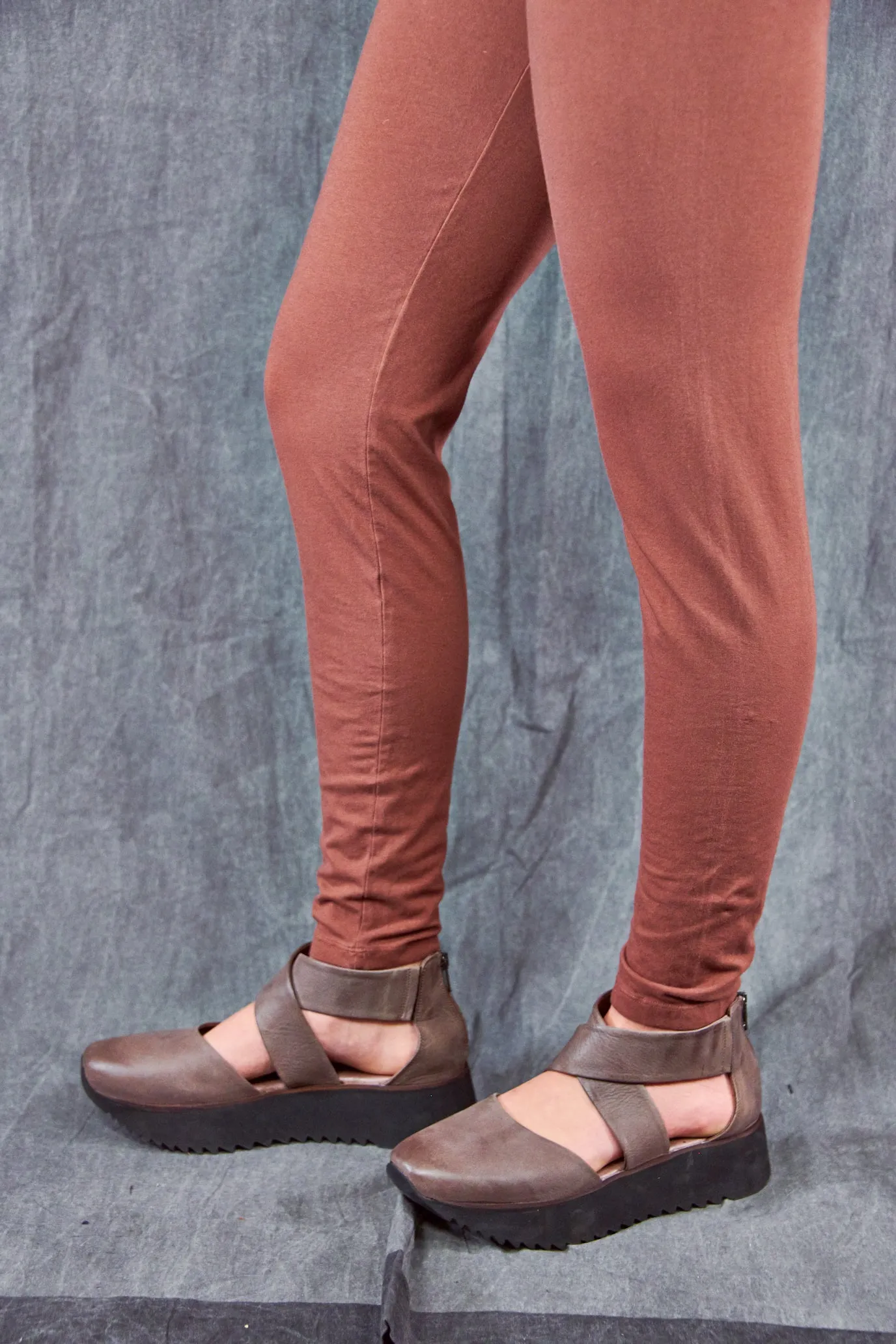 3136 Organic Cotton Legging Oxide-U