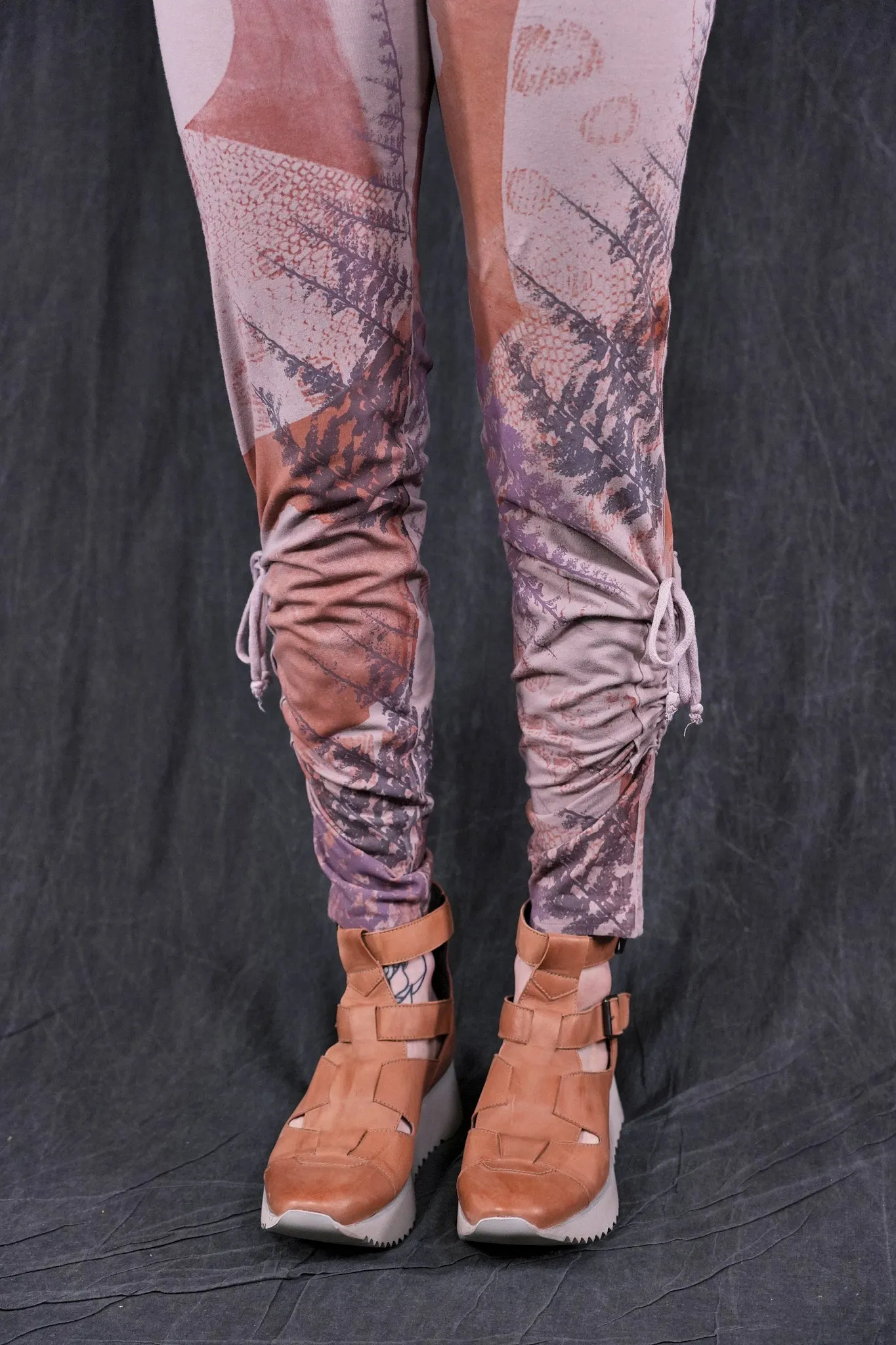 3319 Drawcord Legging Oriel-P