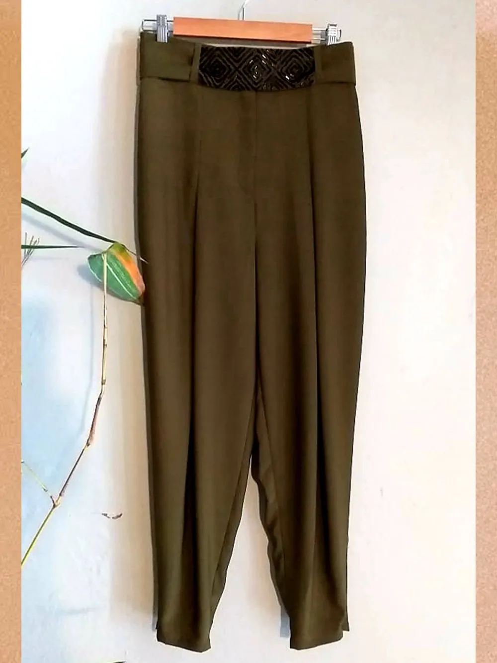 431-88 by shweta kapur  I   pants-masai-cargo