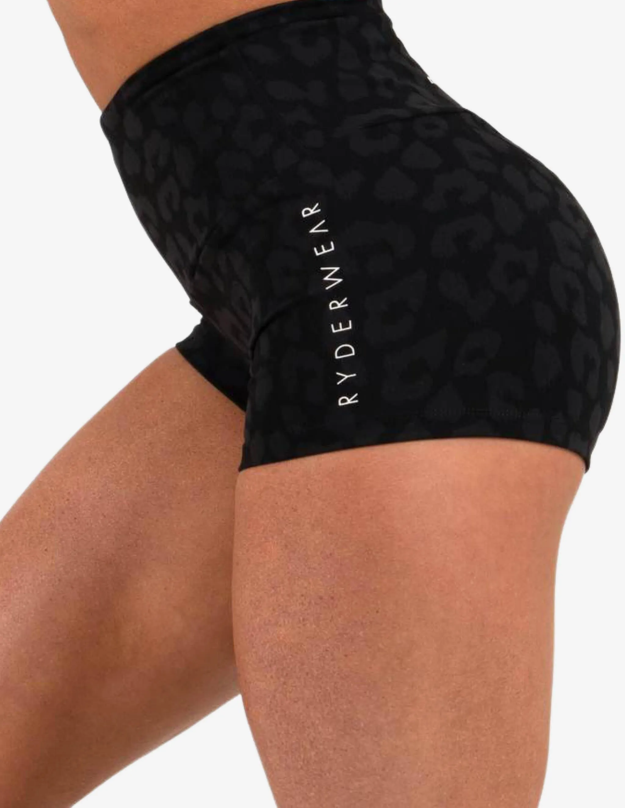 ANIMAL SCRUNCH BUM SHORTS LEOPARD BLACK