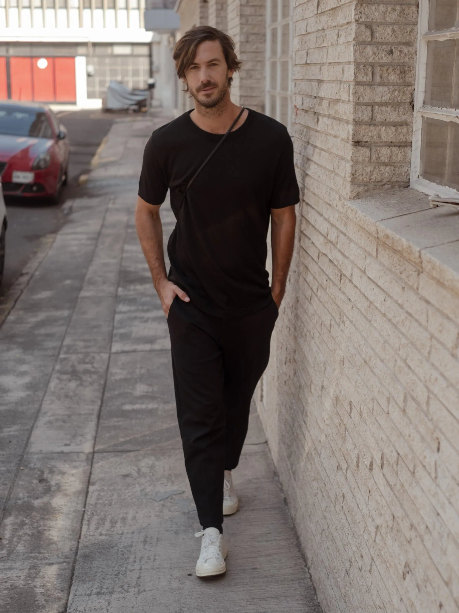 BASIC KNIT T-SHIRT - BLACK