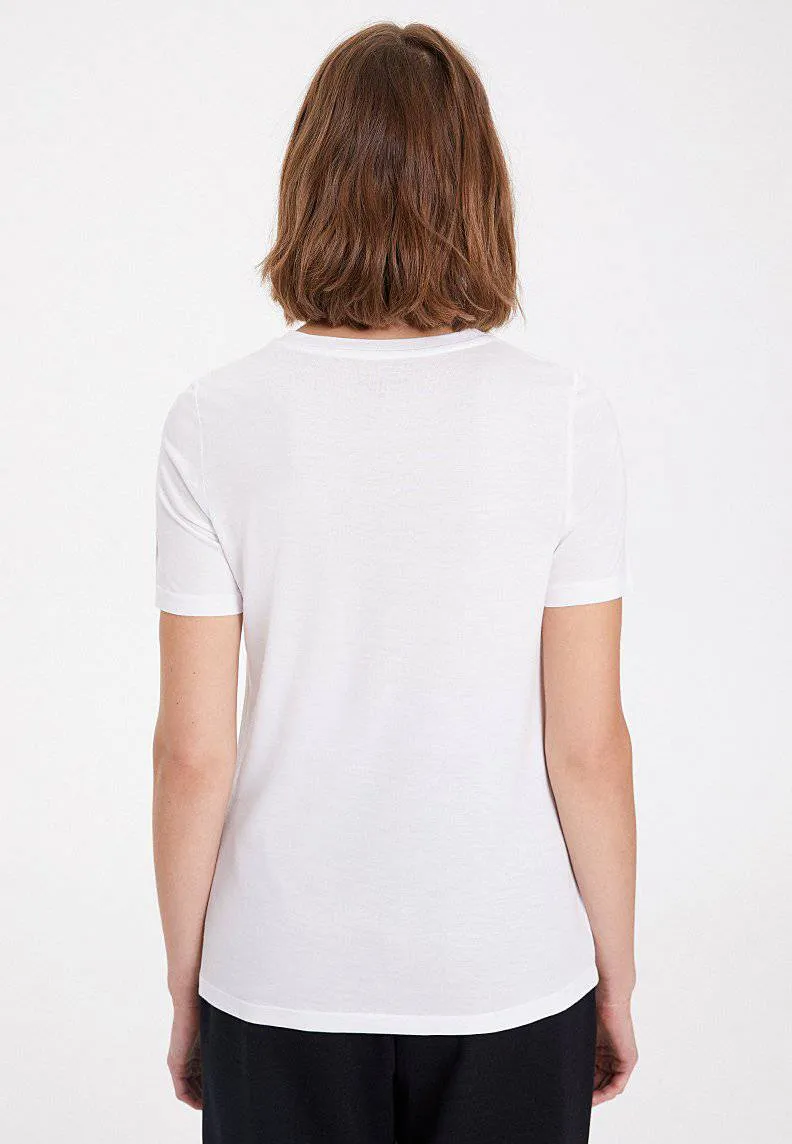 Beyaz Basic Bisiklet Yaka Viskon Kadın T-Shirt ESSENTIALS CREW NECK LOOSE