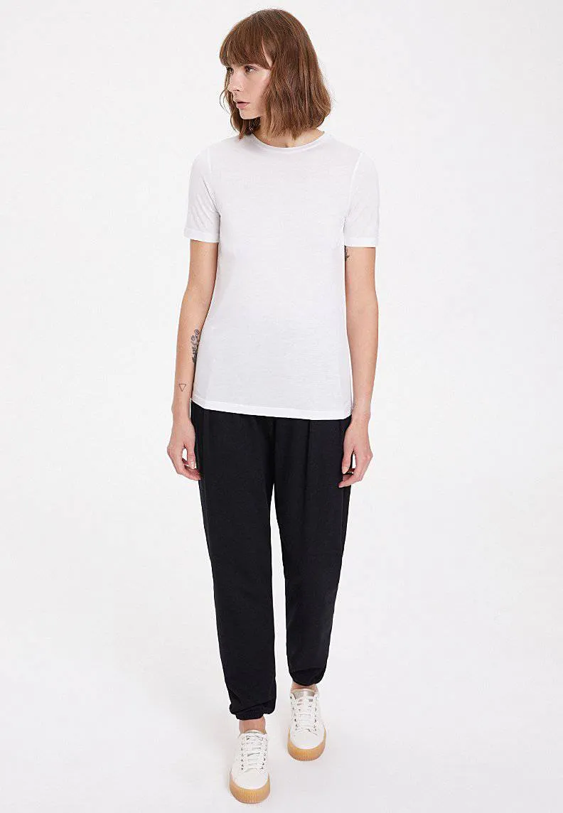 Beyaz Basic Bisiklet Yaka Viskon Kadın T-Shirt ESSENTIALS CREW NECK LOOSE