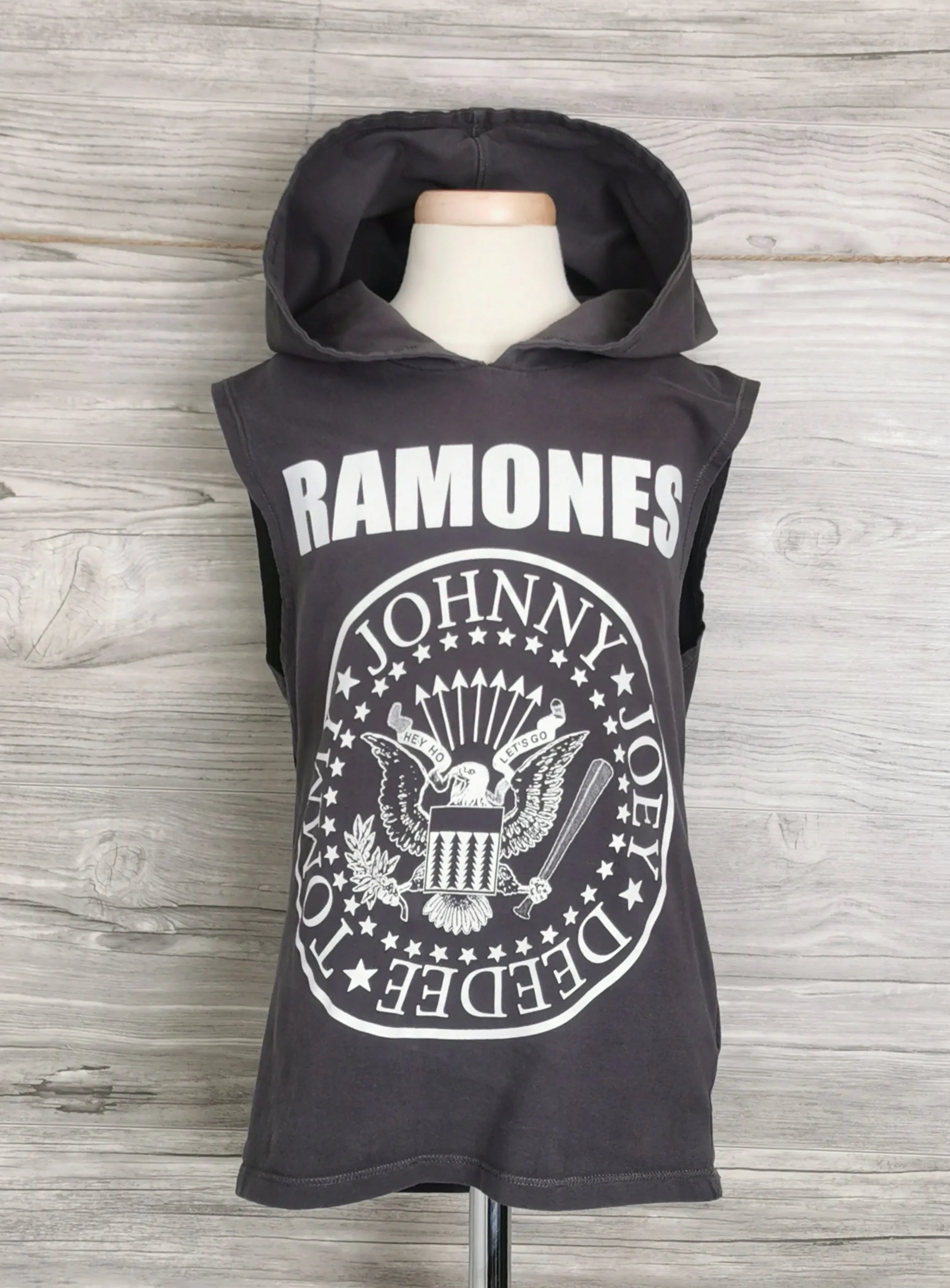 BOY SIZE 6/8 YEARS - H&M, Ramones Graphic Hooded Tank EUC B3