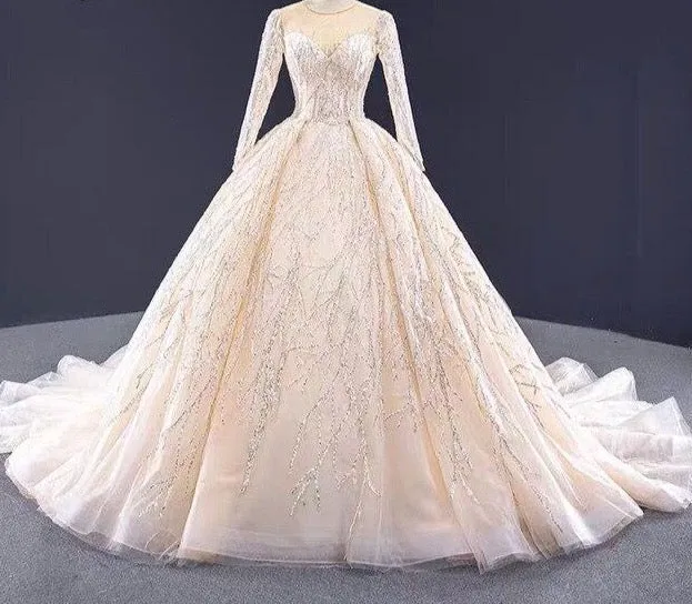 Champagne Sequin Beading O-Neck Wedding Dresses