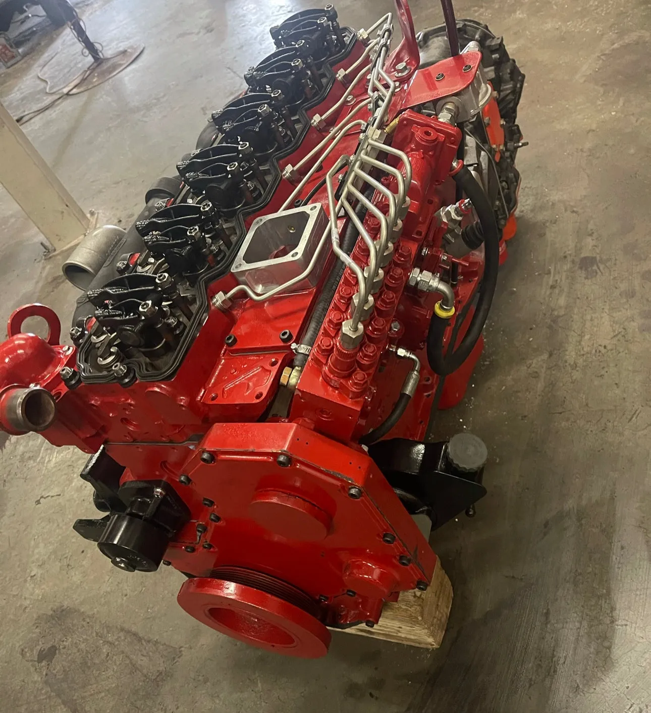 Complete drop in 12 valve Cummins engine