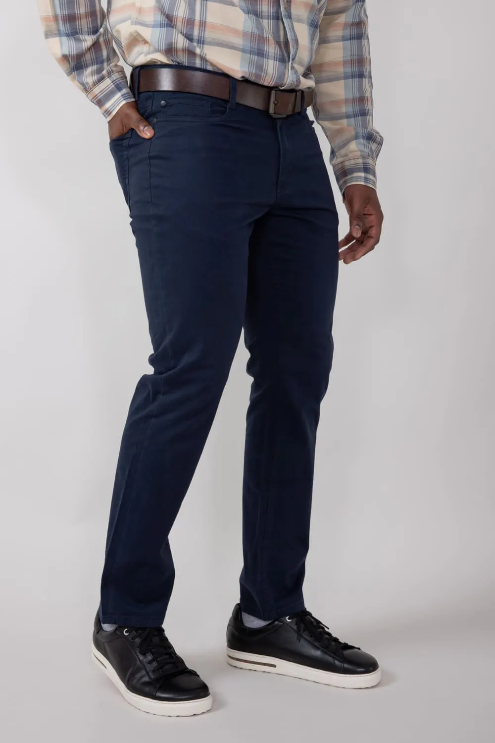 Copper & Oak Leaders Pants for Men in Dark Sapphire | K4F817-457-DKSAPPHIRE