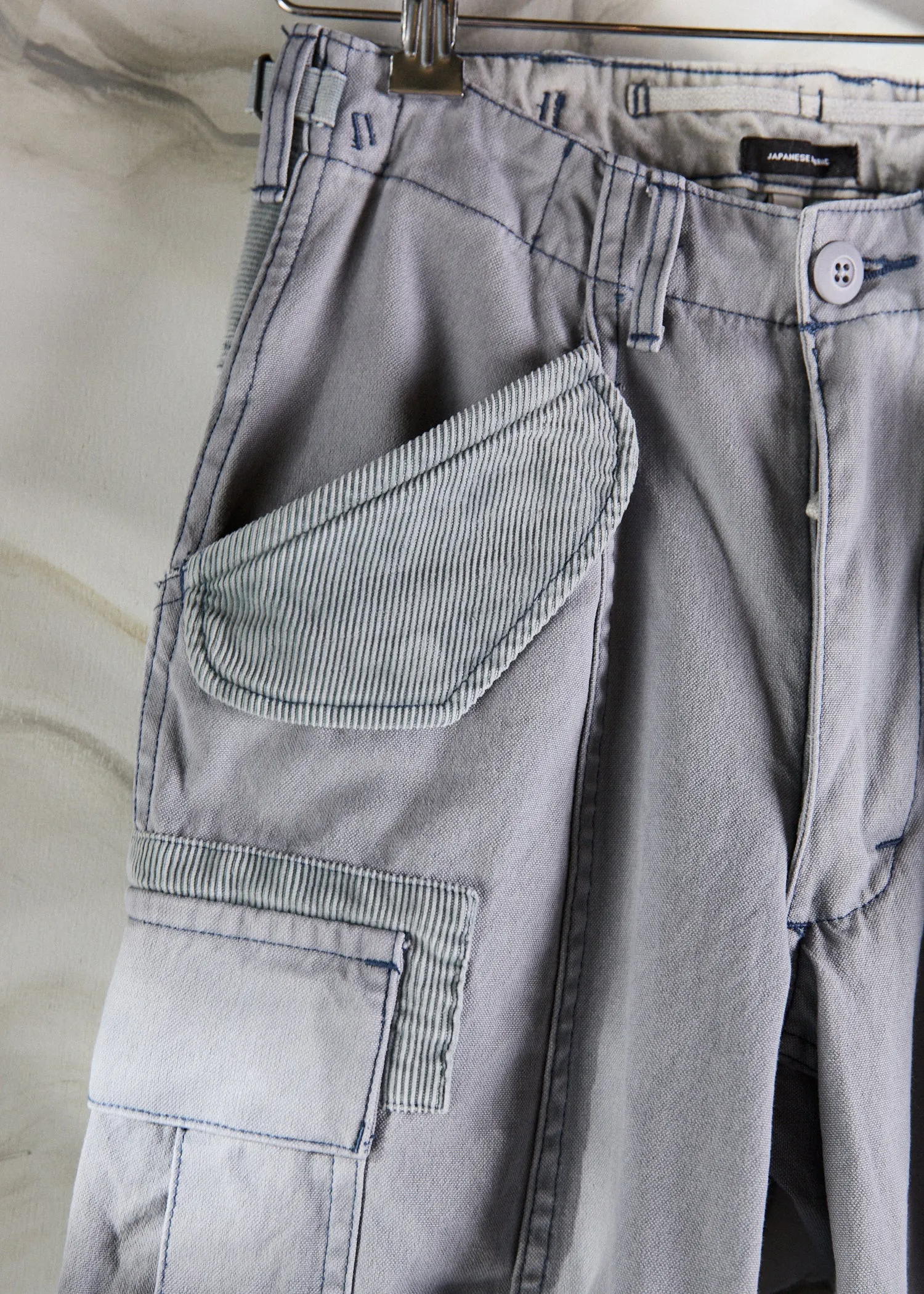 Cropped Cargo