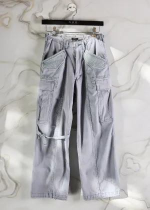 Cropped Cargo