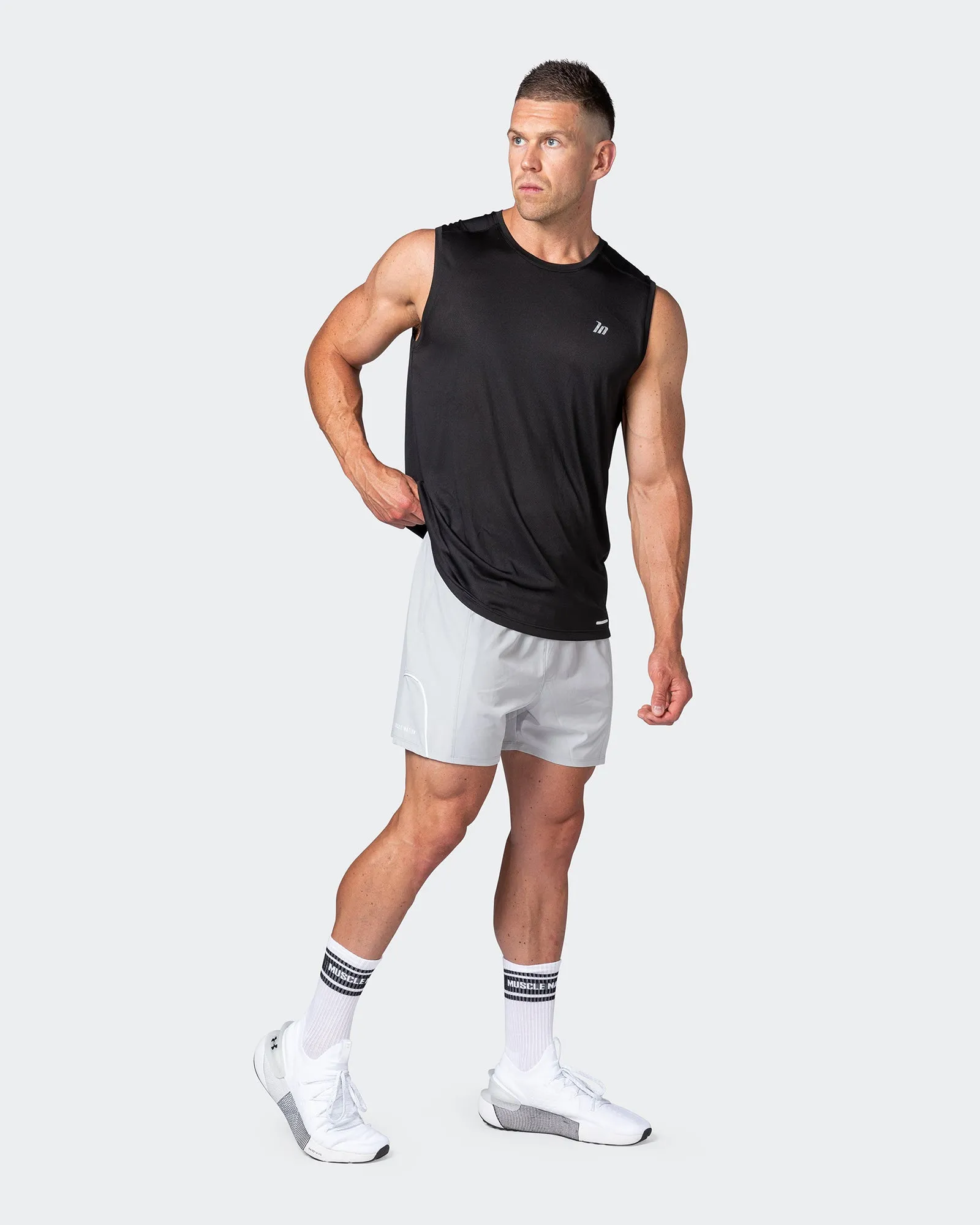 Deuce Training Shorts - Quiet Grey