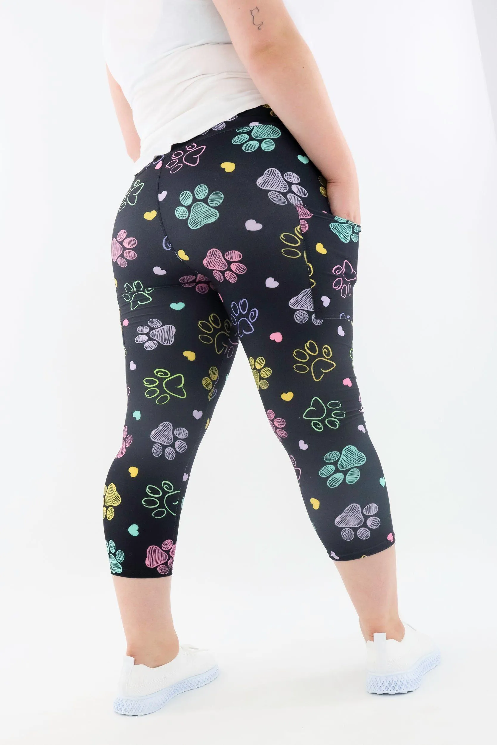 Doodle Paws - Casual - Capri Leggings - Pockets