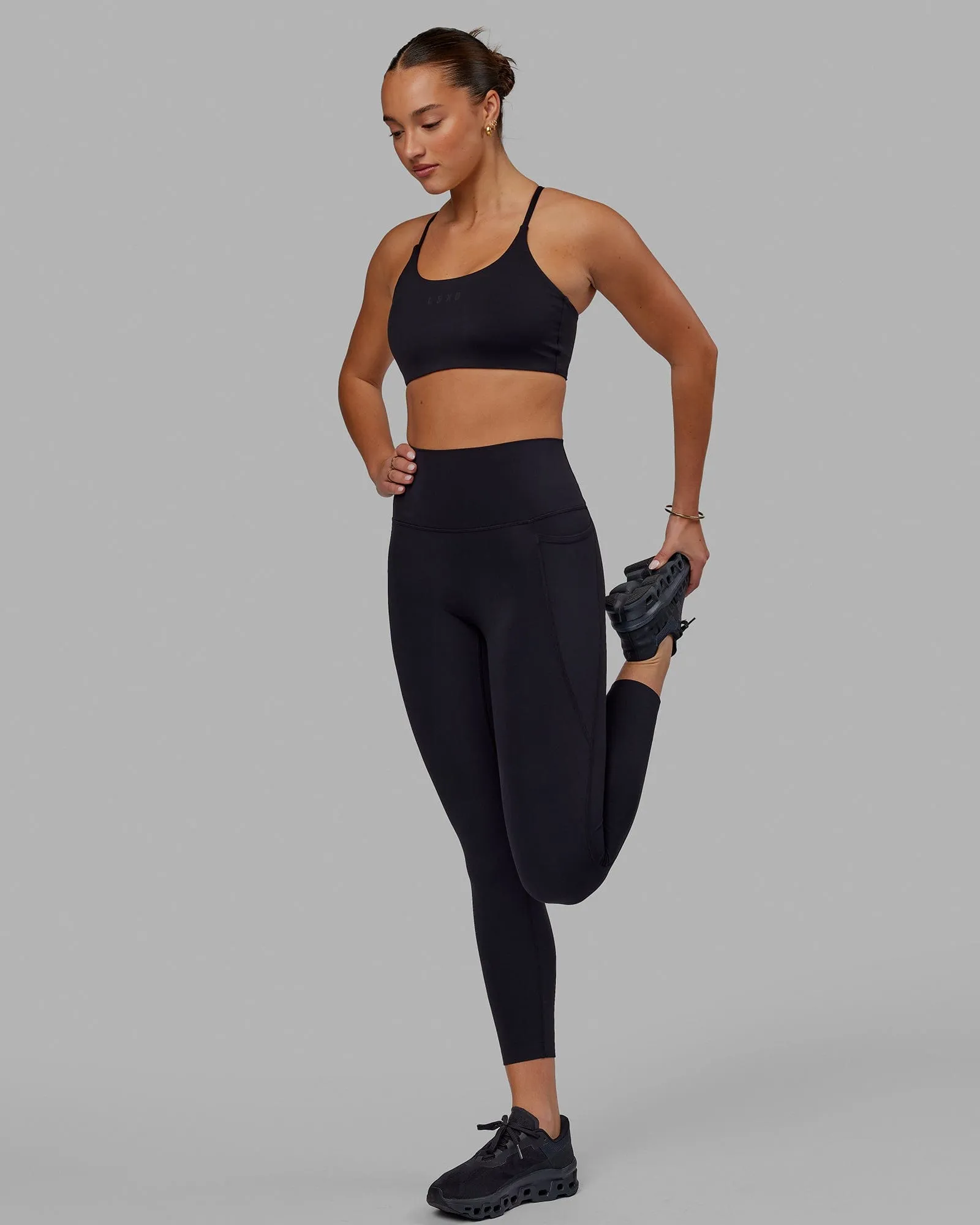 Elixir 7/8 Length Tight With Pockets - Black