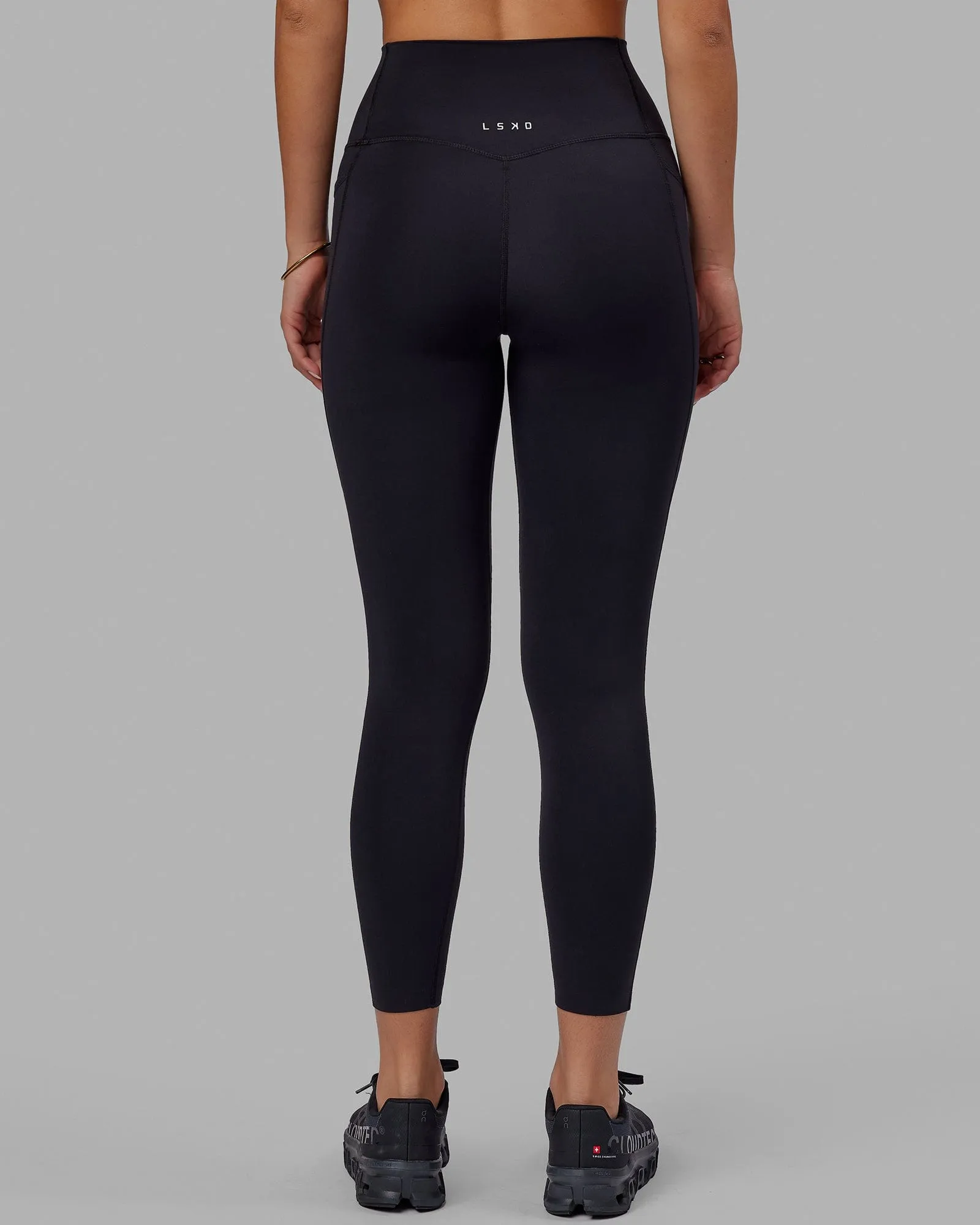 Elixir 7/8 Length Tight With Pockets - Black