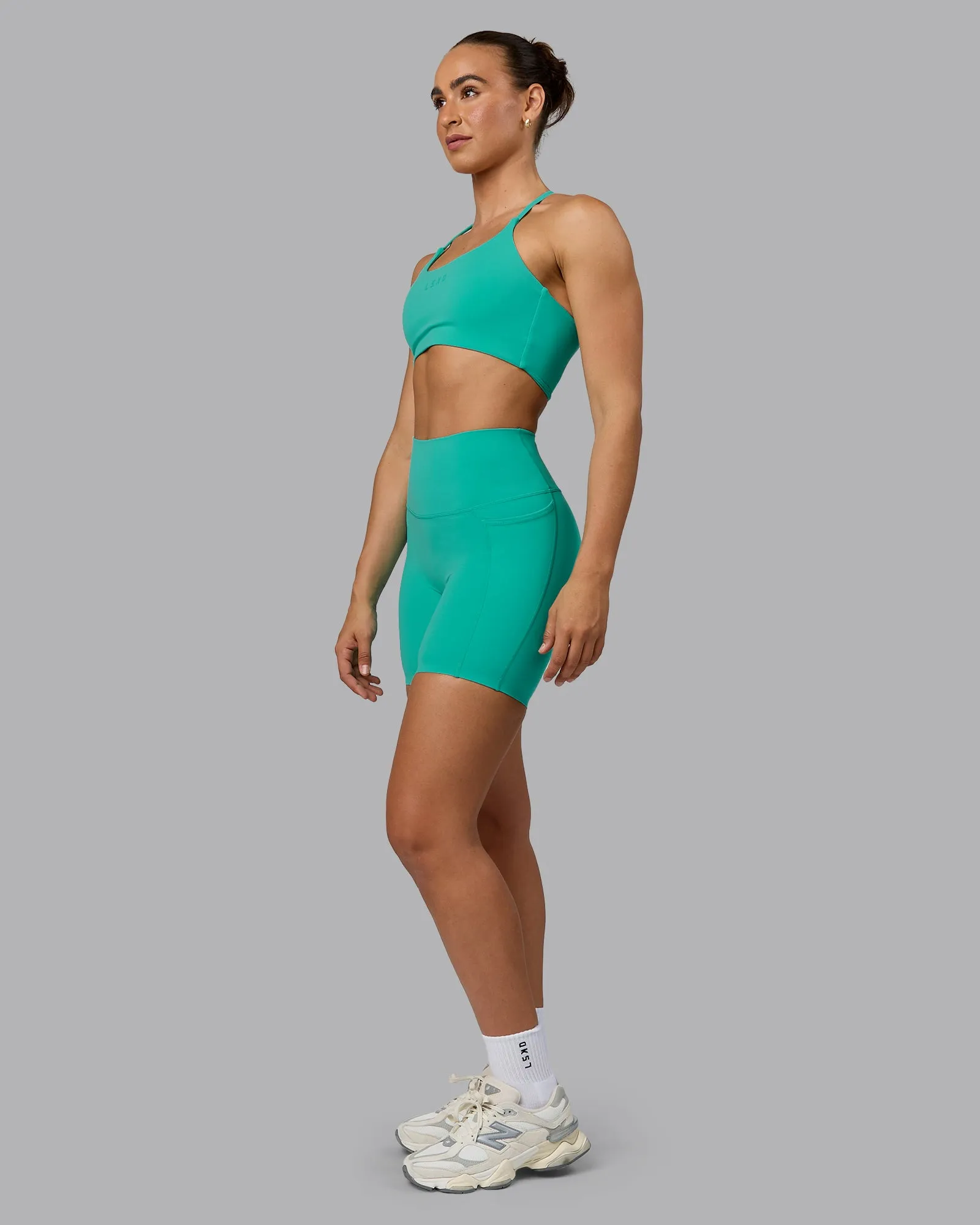 Elixir Mid Short Tights With Pockets - Atlantis
