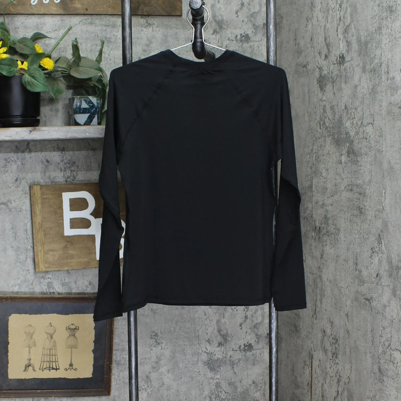 Hurley Womens Long Sleeve Active T-Shirt Tee 1673abf4090e41 Black M