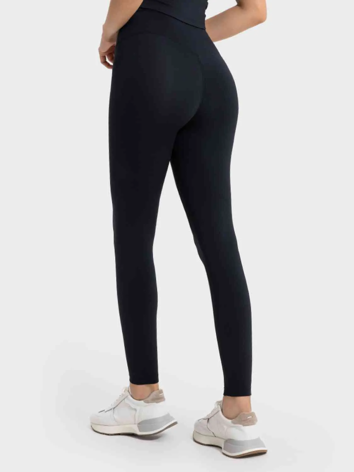 Jalyssa Wide Waistband Sports Leggings
