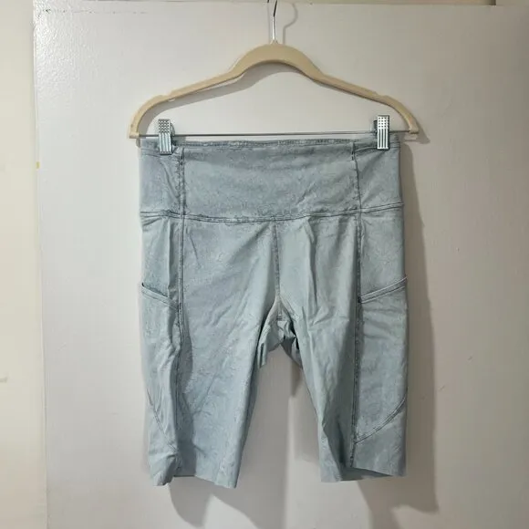 Lululemon Fast And Free High-Rise Short 10&quot; - City Grit White Blue Fog - Size 10