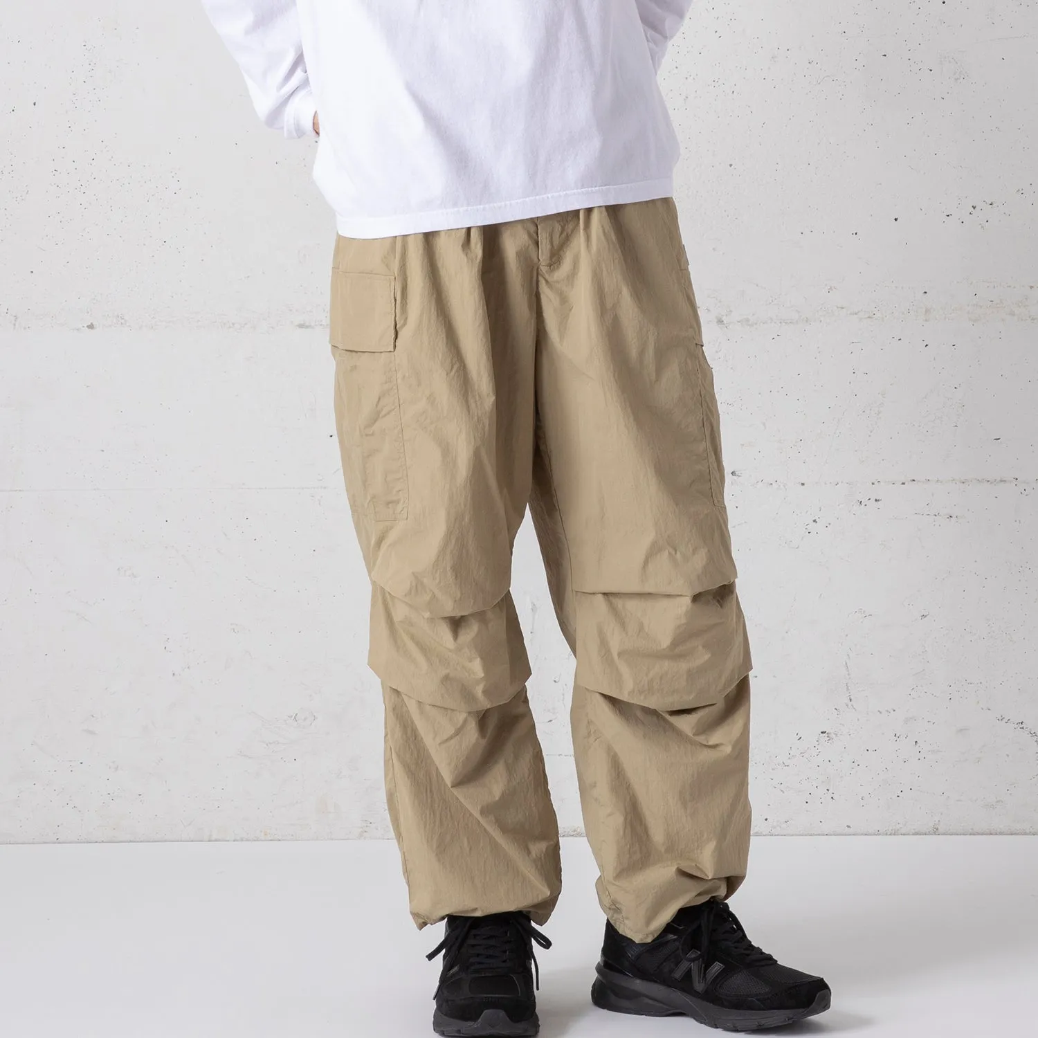 meltum | メルタム　ALL-ROUND CARGO STRING PANTS