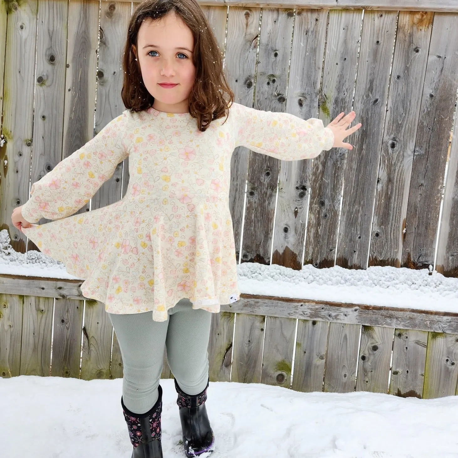 Mia Leo / Peplum / Dress Style