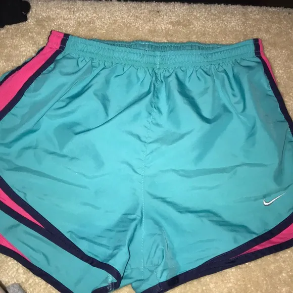 Nike Tempo Running Shorts 3-Pack!