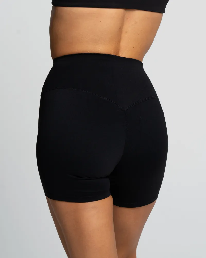 Not Your Basic Shorts - Onyx (Invisible Scrunch)
