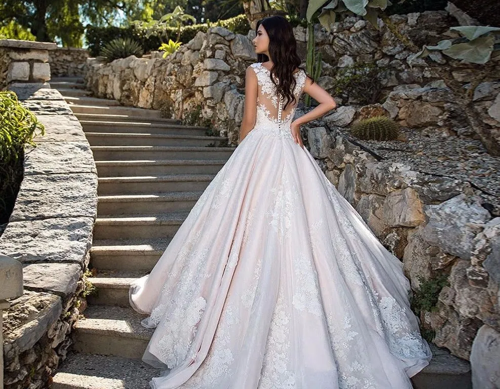 O-neck Buttons Up Sleeveless Princess Bride Gowns