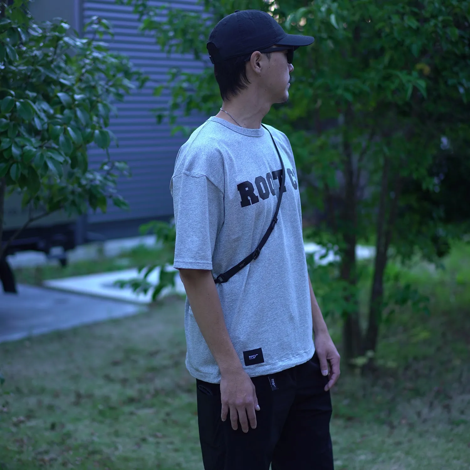 ROOT CO. | ルート　PLAY UTILITY BACK POCKET Logo T-Shirts