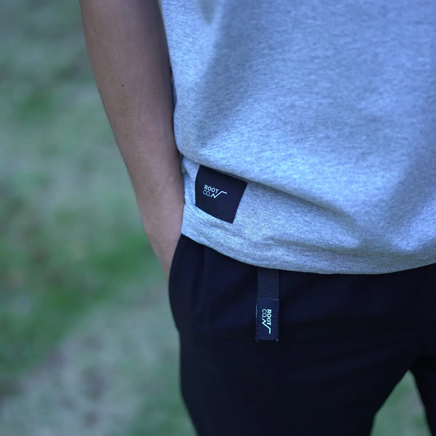 ROOT CO. | ルート　PLAY UTILITY BACK POCKET Logo T-Shirts