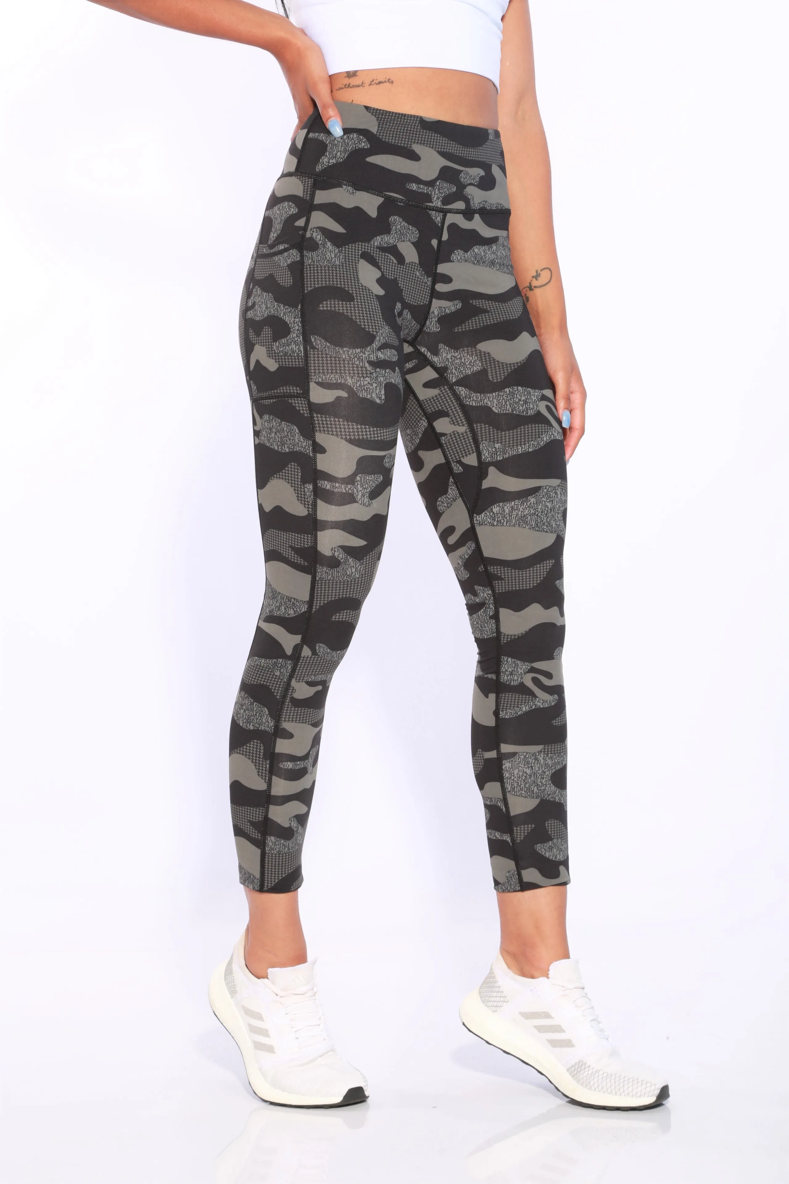 Shapewear Gym Bunny Classic camo leggings