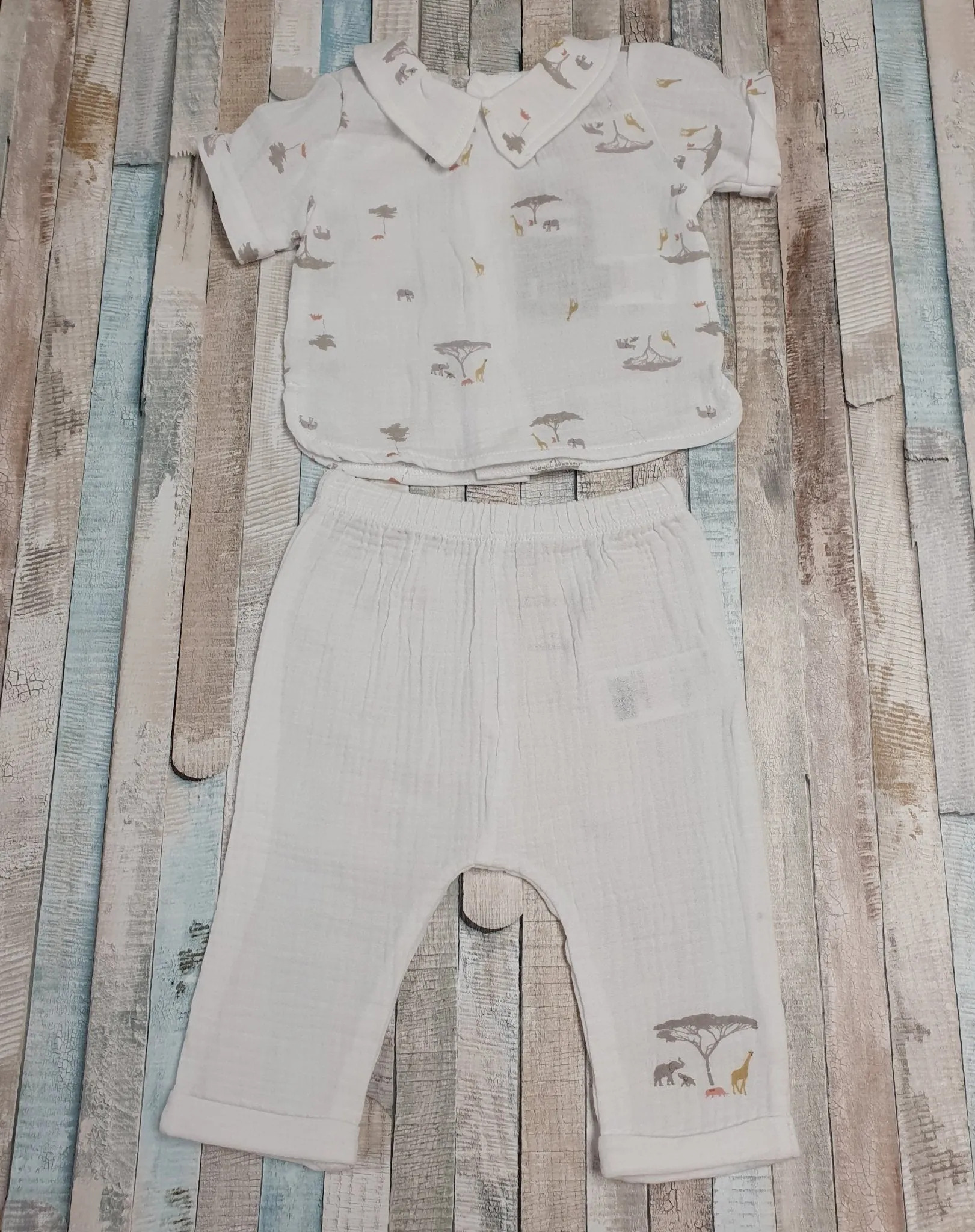 Unisex Baby White Safari Design Top And Leggins Set