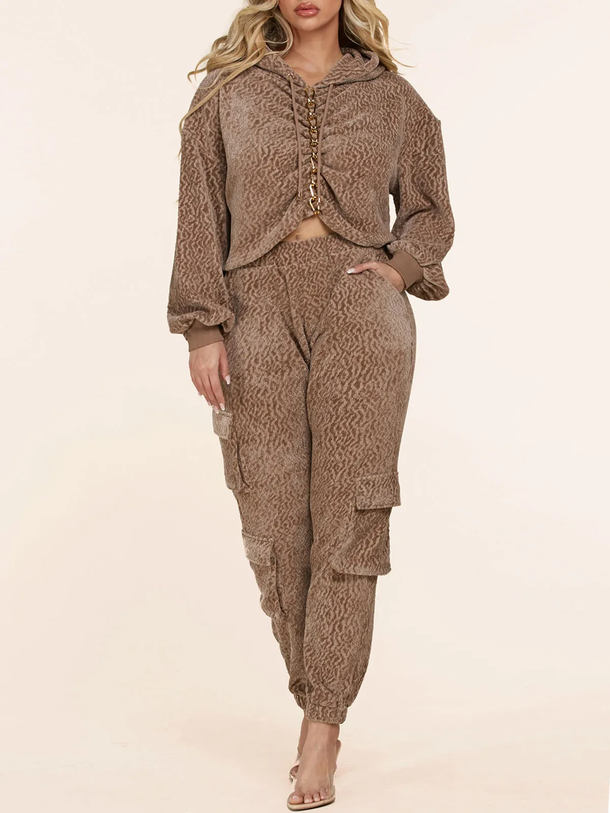 WOMEN'S LONG SLEEVE HOODIE & CARGO PANTS CHAIN DETAILED SET